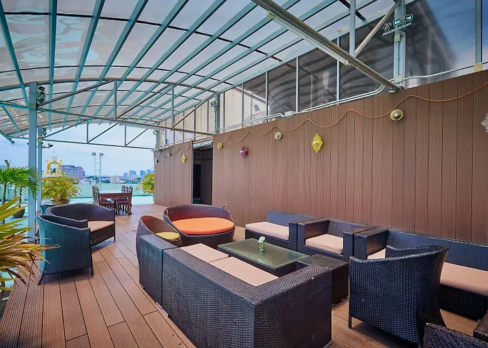 Hotel Sivalai Place 3*